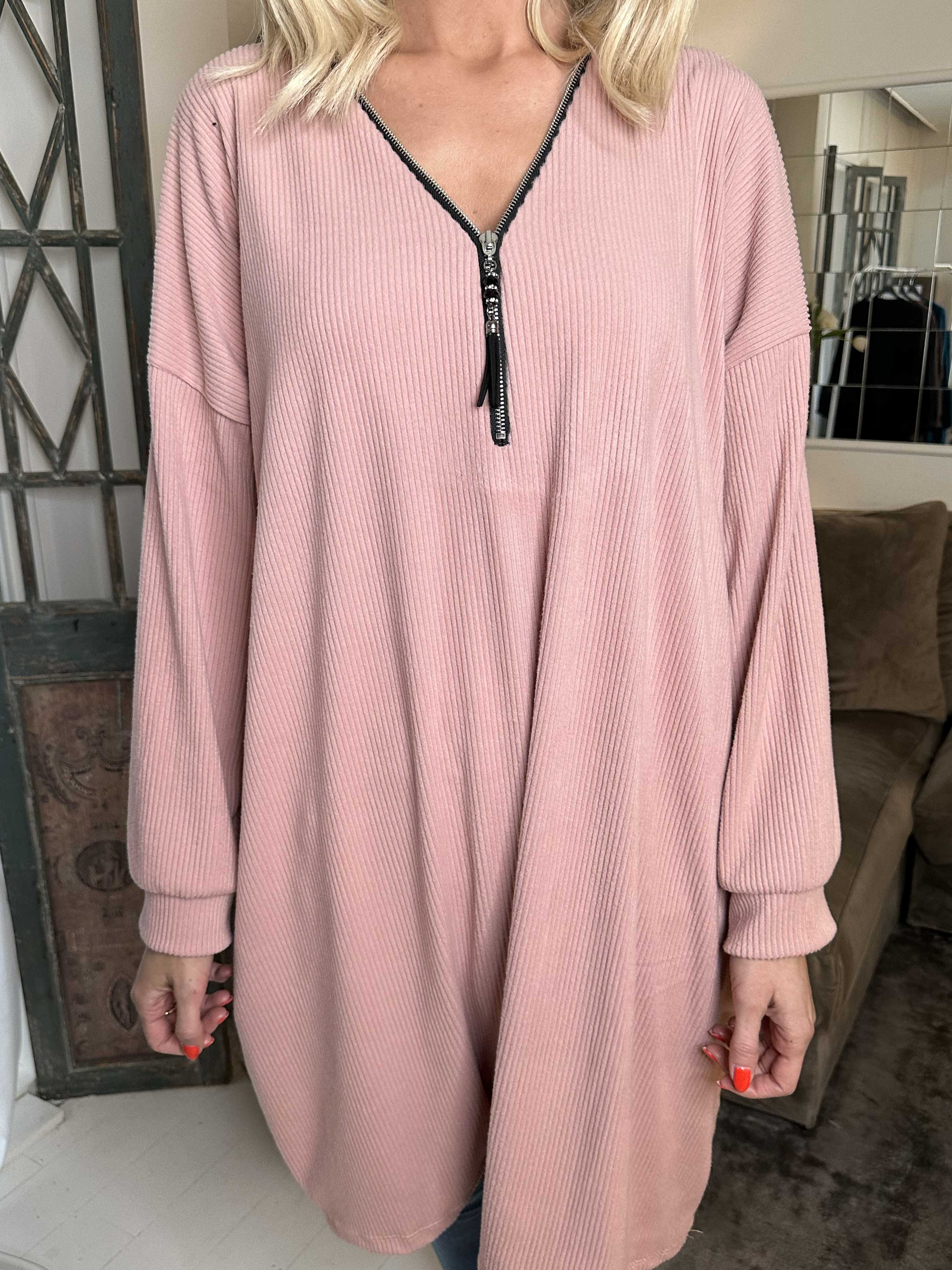 Liana - Mjuk ribbad klänning med dragkedja